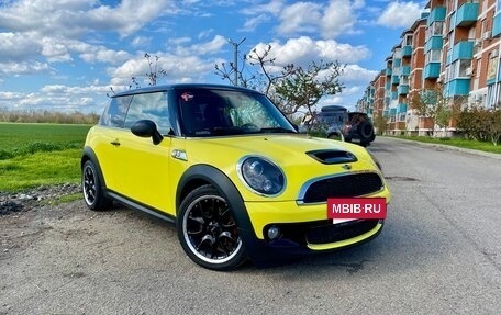 MINI Hatch, 2007 год, 750 000 рублей, 30 фотография