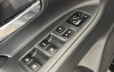 Mitsubishi Outlander III рестайлинг 3, 2016 год, 2 050 000 рублей, 18 фотография