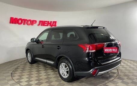 Mitsubishi Outlander III рестайлинг 3, 2016 год, 2 050 000 рублей, 6 фотография