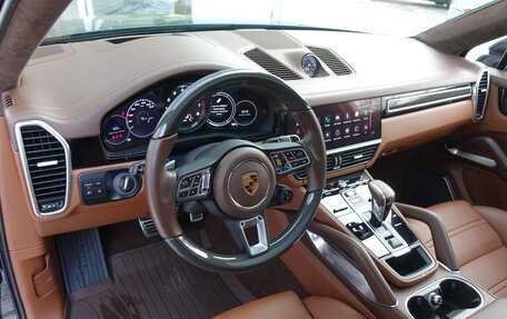 Porsche Cayenne III, 2022 год, 17 700 000 рублей, 9 фотография