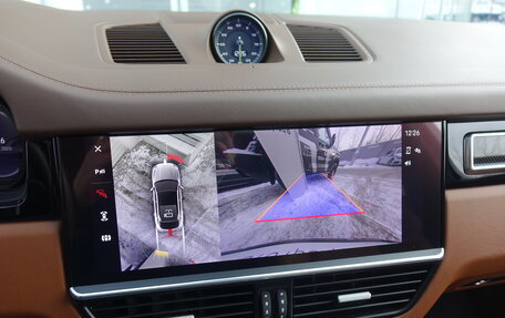 Porsche Cayenne III, 2022 год, 17 700 000 рублей, 16 фотография