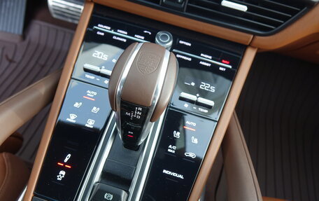 Porsche Cayenne III, 2022 год, 17 700 000 рублей, 21 фотография