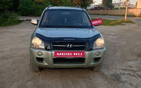 Hyundai Tucson III, 2006 год, 750 000 рублей, 3 фотография