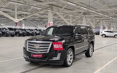 Cadillac Escalade IV, 2016 год, 4 129 000 рублей, 1 фотография