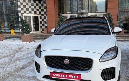 Jaguar E-Pace, 2017 год, 3 450 000 рублей, 2 фотография