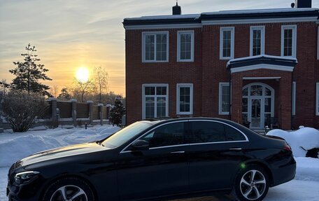 Mercedes-Benz E-Класс, 2022 год, 6 300 000 рублей, 5 фотография