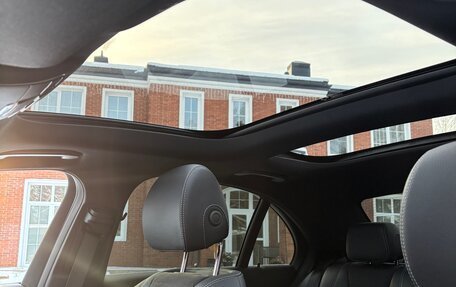 Mercedes-Benz E-Класс, 2022 год, 6 300 000 рублей, 9 фотография