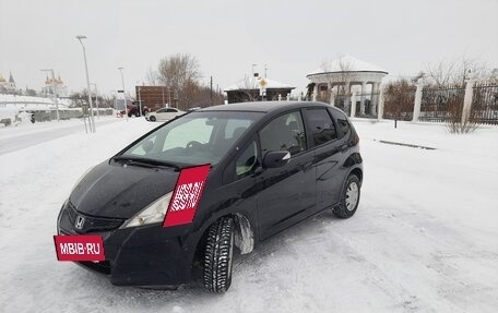 Honda Fit III, 2012 год, 820 000 рублей, 2 фотография