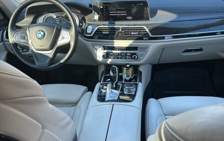 BMW 7 серия, 2017 год, 3 750 000 рублей, 27 фотография