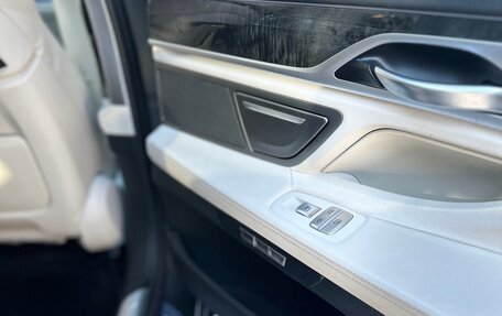 BMW 7 серия, 2017 год, 3 750 000 рублей, 23 фотография