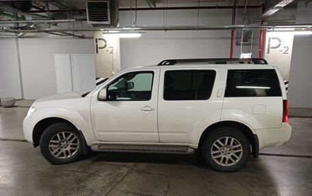 Nissan Pathfinder, 2012 год, 1 990 000 рублей, 3 фотография