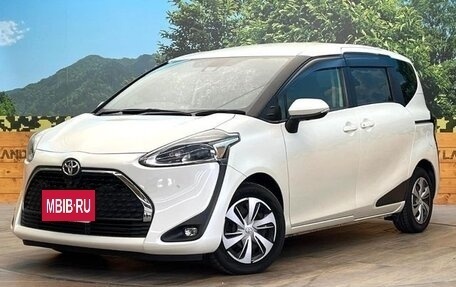 Toyota Sienta II, 2022 год, 1 350 000 рублей, 3 фотография