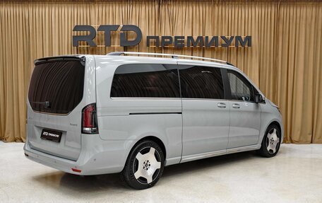 Mercedes-Benz V-Класс, 2025 год, 14 600 000 рублей, 3 фотография