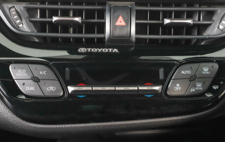 Toyota C-HR I рестайлинг, 2018 год, 1 999 000 рублей, 20 фотография