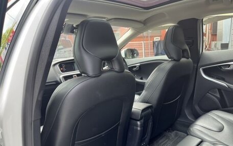 Volvo V40 II рестайлинг, 2020 год, 1 200 000 рублей, 16 фотография