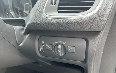 Volvo V40 II рестайлинг, 2020 год, 1 200 000 рублей, 28 фотография