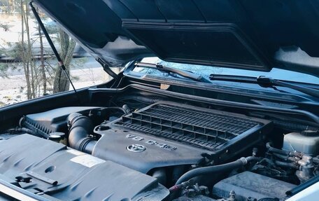 Toyota Land Cruiser 200, 2008 год, 2 350 000 рублей, 32 фотография