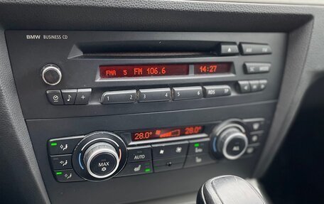 BMW 3 серия, 2009 год, 890 000 рублей, 10 фотография