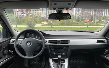 BMW 3 серия, 2009 год, 890 000 рублей, 8 фотография