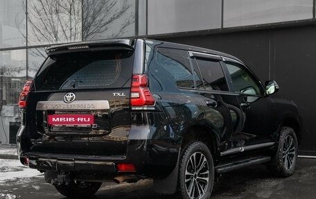 Toyota Land Cruiser Prado 150 рестайлинг 2, 2022 год, 5 650 000 рублей, 5 фотография