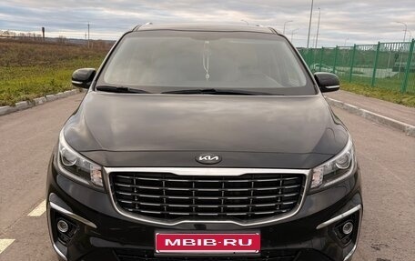 KIA Carnival III, 2019 год, 3 300 000 рублей, 1 фотография