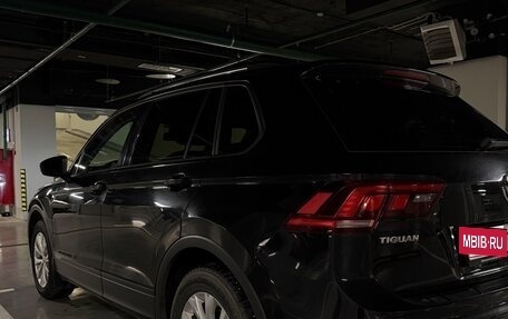 Volkswagen Tiguan II, 2019 год, 1 935 000 рублей, 7 фотография