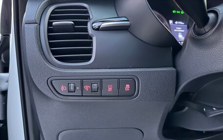 KIA Rio IV, 2018 год, 1 600 000 рублей, 10 фотография