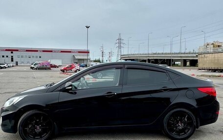 Hyundai Solaris II рестайлинг, 2011 год, 640 000 рублей, 18 фотография