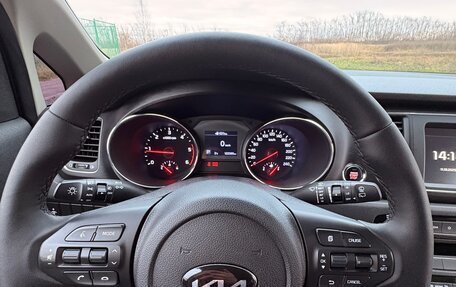 KIA Carnival III, 2019 год, 3 300 000 рублей, 6 фотография