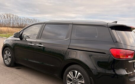 KIA Carnival III, 2019 год, 3 300 000 рублей, 4 фотография