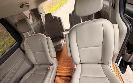 KIA Carnival III, 2019 год, 3 300 000 рублей, 9 фотография