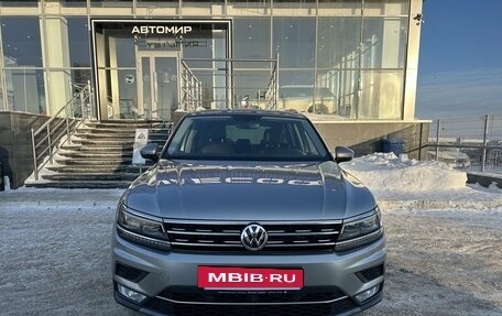 Volkswagen Tiguan II, 2017 год, 2 670 000 рублей, 2 фотография