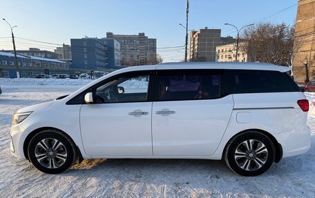 KIA Carnival III, 2019 год, 2 950 000 рублей, 1 фотография