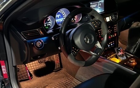 Mercedes-Benz E-Класс, 2015 год, 2 050 000 рублей, 2 фотография