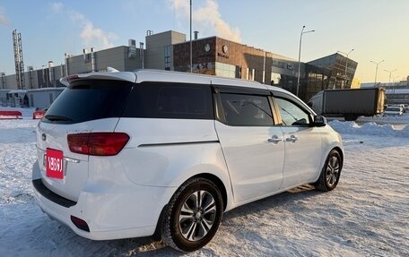 KIA Carnival III, 2019 год, 2 950 000 рублей, 6 фотография