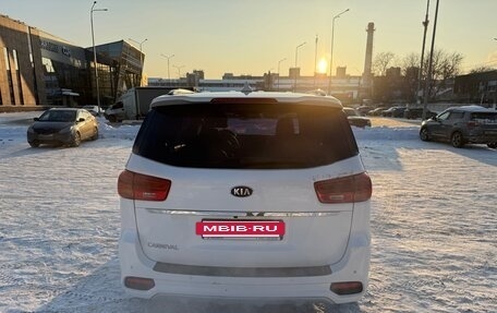 KIA Carnival III, 2019 год, 2 950 000 рублей, 7 фотография