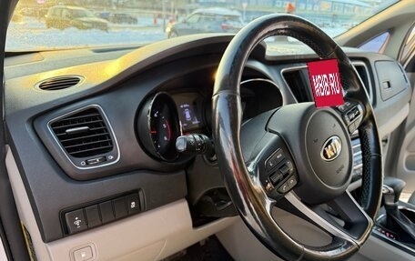 KIA Carnival III, 2019 год, 2 950 000 рублей, 16 фотография