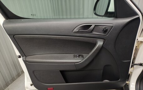 Skoda Yeti I рестайлинг, 2013 год, 880 000 рублей, 14 фотография