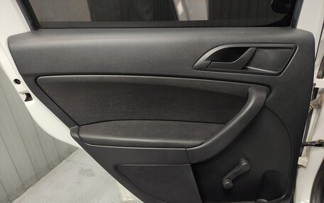 Skoda Yeti I рестайлинг, 2013 год, 880 000 рублей, 15 фотография