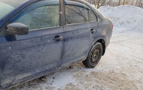 Skoda Rapid I, 2015 год, 280 000 рублей, 4 фотография