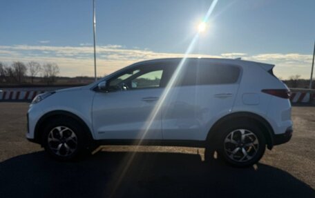 KIA Sportage IV рестайлинг, 2020 год, 2 500 000 рублей, 6 фотография