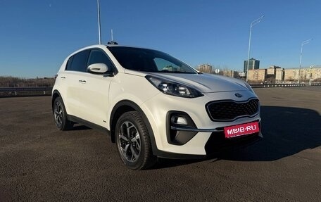KIA Sportage IV рестайлинг, 2020 год, 2 500 000 рублей, 3 фотография