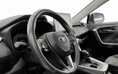 Toyota RAV4, 2023 год, 3 785 000 рублей, 12 фотография