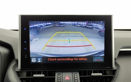 Toyota RAV4, 2023 год, 3 785 000 рублей, 16 фотография