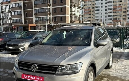 Volkswagen Tiguan II, 2020 год, 2 500 000 рублей, 1 фотография