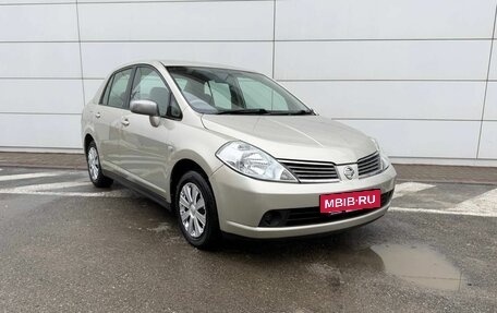 Nissan Tiida, 2004 год, 540 000 рублей, 2 фотография
