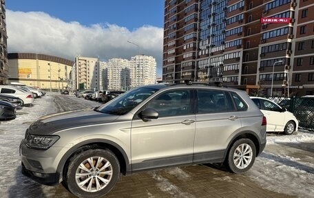 Volkswagen Tiguan II, 2020 год, 2 500 000 рублей, 3 фотография
