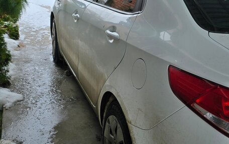 KIA Rio III рестайлинг, 2016 год, 1 300 000 рублей, 13 фотография