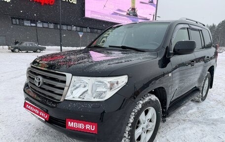 Toyota Land Cruiser 200, 2011 год, 2 950 000 рублей, 4 фотография