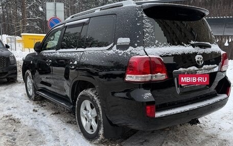 Toyota Land Cruiser 200, 2011 год, 2 950 000 рублей, 21 фотография